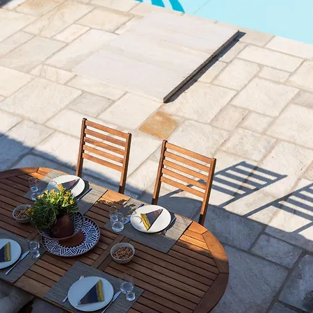 Semesterbostad Kea Seascape - A Cycladic Seaside Retreat *