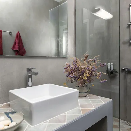 Kea Seascape - A Cycladic Seaside Retreat *