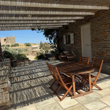 Kea Seascape - A Cycladic Seaside Retreat *